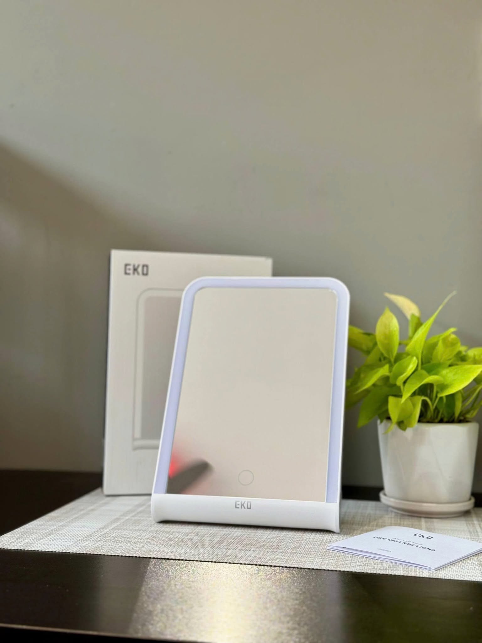 Gương trang điểm EKO EK5218R-WH IMIRA FOLDABLE LED MIRROR - Image 2
