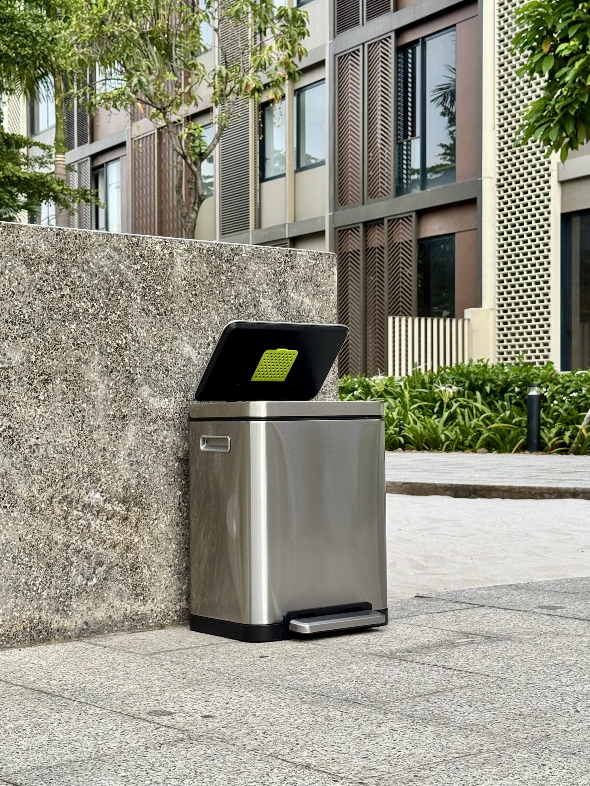 Thùng rác đạp chân EKO X CUBE EK9368MT - Image 4